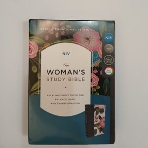 NIV Woman's Study Bible Large Print Full Color Lay Flat Thomas Nelson